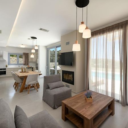 Diamond Dream Villa Kamilárion Eksteriør bilde